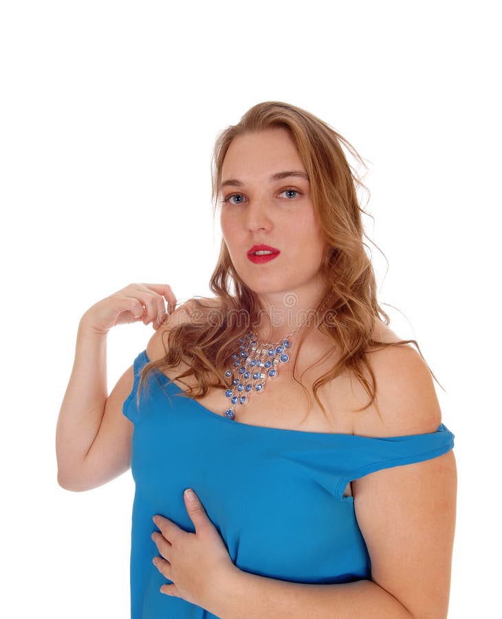 Een mooie jonge vrouw in kleding royalty-vrije stock foto's Een mooie jonge vrouw in kleding royalty-vrije stock foto's
