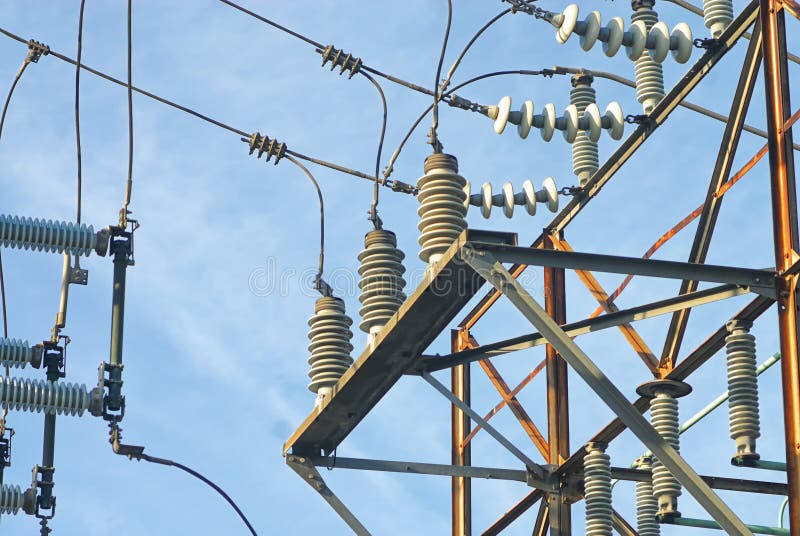 Een semi artistiek beeld van kabels en isolatie in een hulpkantoor van het elektronet royalty-vrije stock afbeeldingen Een semi artistiek beeld van kabels en isolatie in een hulpkantoor van het elektronet royalty-vrije stock afbeeldingen