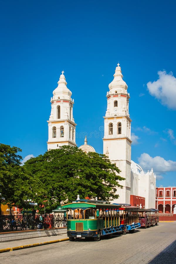 tram tour campeche