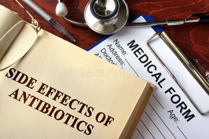 Efeitos secundários do título dos antibióticos imagens de stock Efeitos secundários do título dos antibióticos imagens de stock