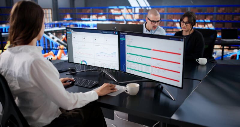 Efficient Logistics Center: Man