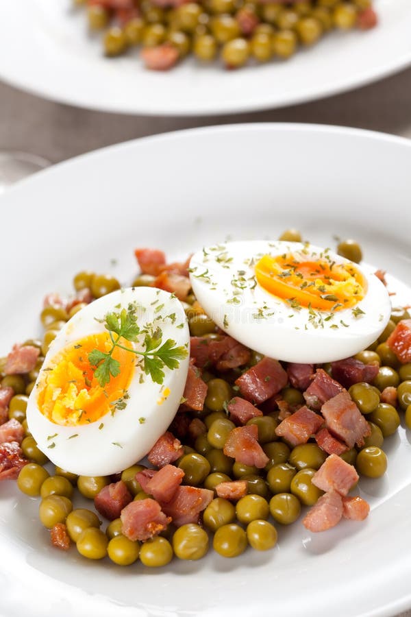 Egg dish with ham and peas