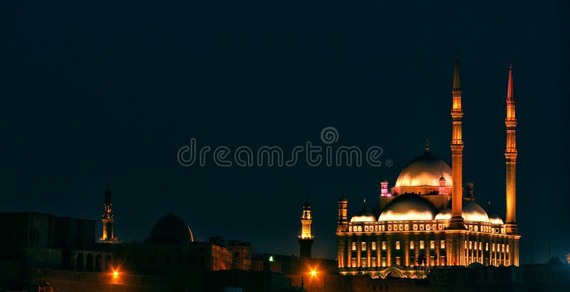 Notte da la cittadella un moschea.