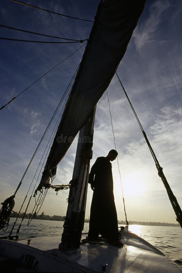 Egyptian sailer on falucca, Ri