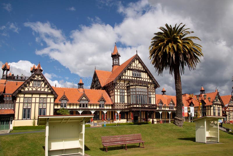 25+ elegant Bild Haus Tudor : Stilisiertes Mittelalterliches Haus Tudor