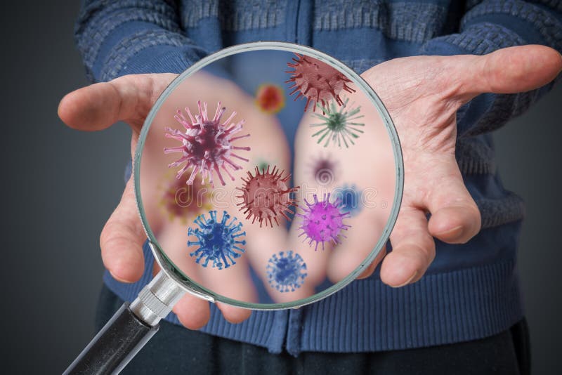 Ei auf Toilette Mann zeigt schmutzige Hände mit vielen Viren und Mikroben