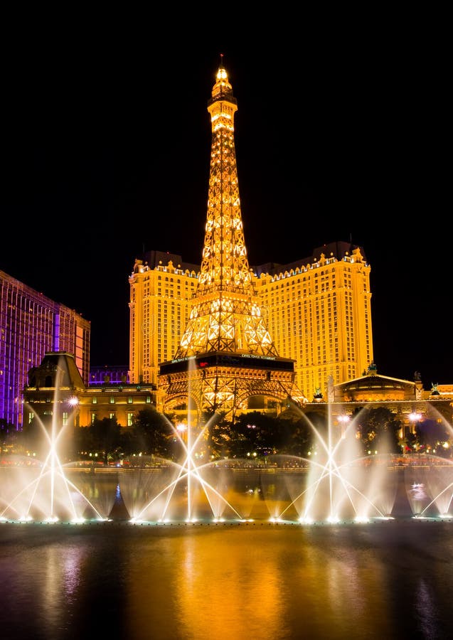 Las Vegas at night editorial photo. Image of casino, states - 4429236