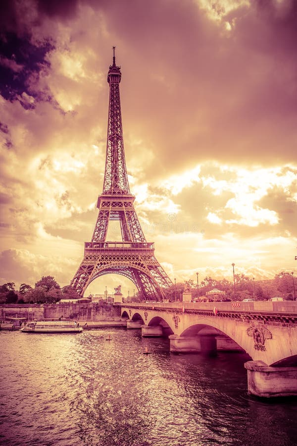 Sunset At Eiffel Tower In Paris With Vintage Filter Stock Image - Image