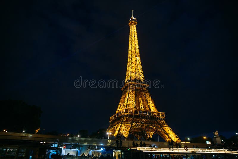 The Eiffel Tower Shine at Night. Beautiful Building at Night ...