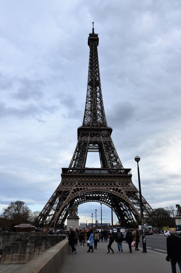 Eiffeltoren in parijs frankrijk. stock afbeelding