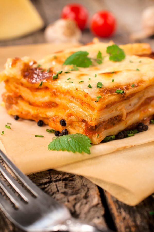 Eigengemaakte lasagna's royalty-vrije stock fotografie Eigengemaakte lasagna's royalty-vrije stock fotografie