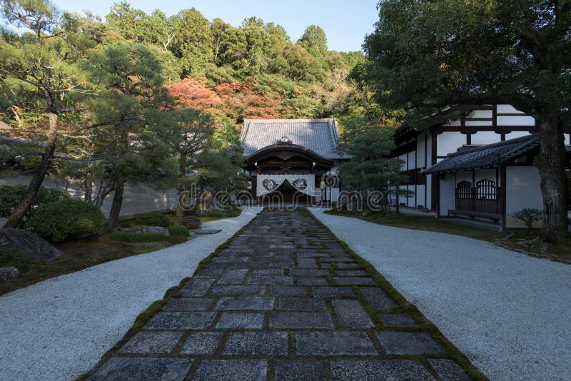Eikan-hace el templo de Zenrin-ji en Kyoto imagen de archivo libre de regalías Eikan-hace el templo de Zenrin-ji en Kyoto imagen de archivo libre de regalías