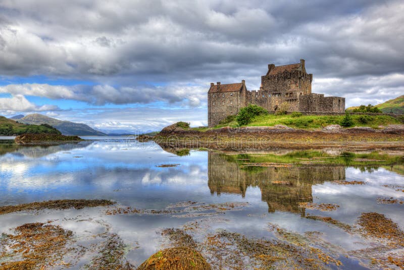 Eilean Donan kasztel, średniogórza, Szkocja, UK obraz stock