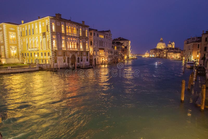 Ein Besuch von Venedig, wenn die Touristen nicht dort sind lizenzfreie stockbilder Ein Besuch von Venedig, wenn die Touristen nicht dort sind lizenzfreie stockbilder