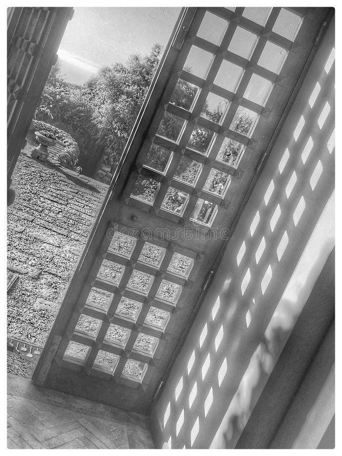 Ein Spiel der Schatten lizenzfreies stockfoto Ein Spiel der Schatten lizenzfreies stockfoto