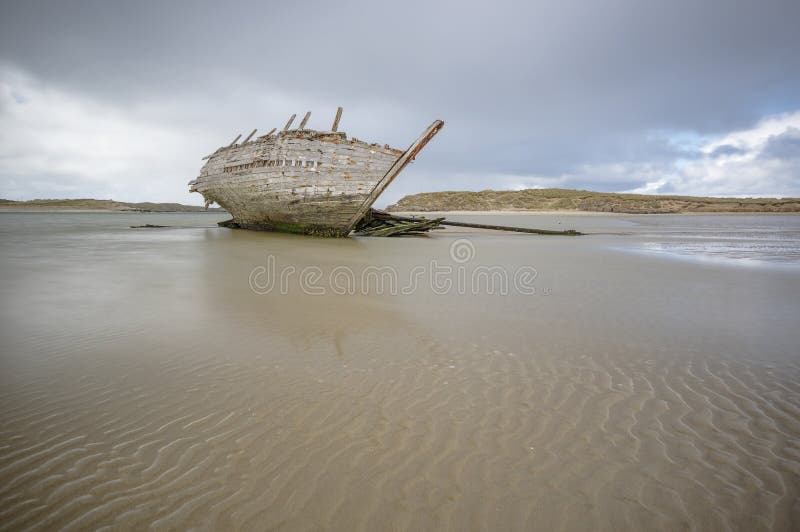 Ein verlassenes Boot lizenzfreie stockfotos Ein verlassenes Boot lizenzfreie stockfotos