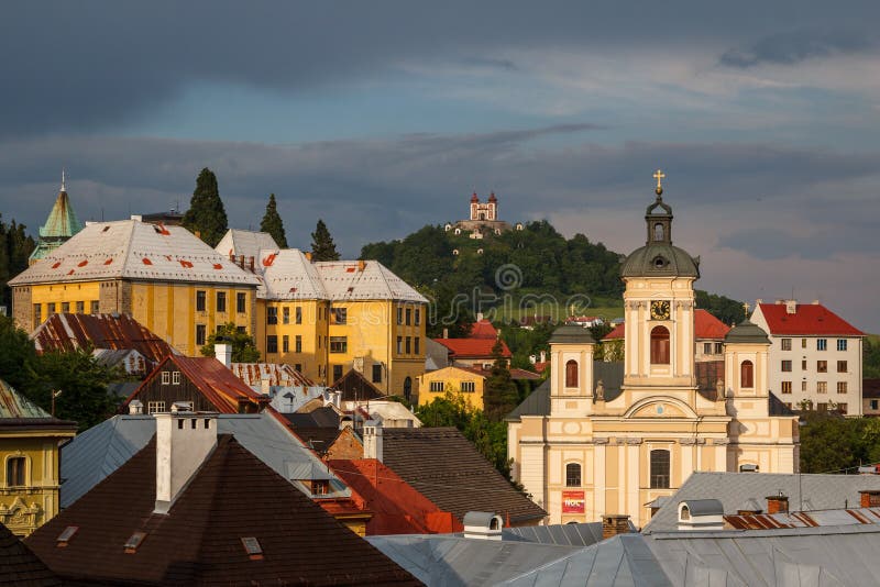 Eine Ansicht über Dächer lizenzfreies stockfoto Eine Ansicht über Dächer lizenzfreies stockfoto