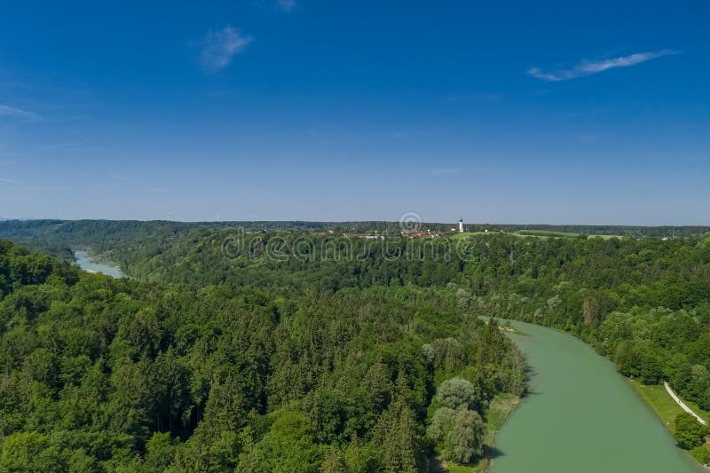 Eine Antenne des Isar-Flusses im Süden von München stockfoto Eine Antenne des Isar-Flusses im Süden von München stockfoto