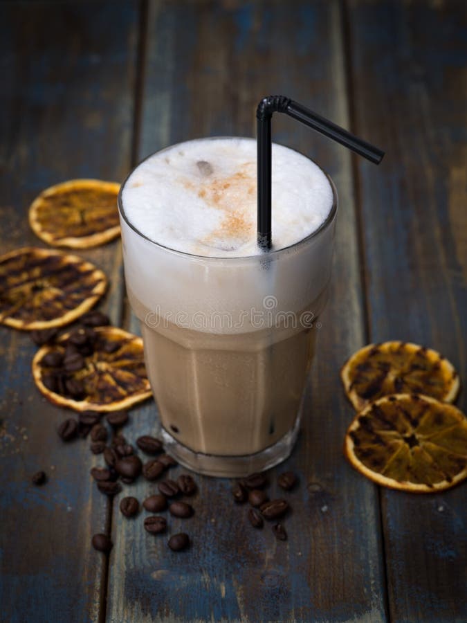 Eiskaffee stockbild. Bild von koffein, spitze, glas, kaffee - 41355627
