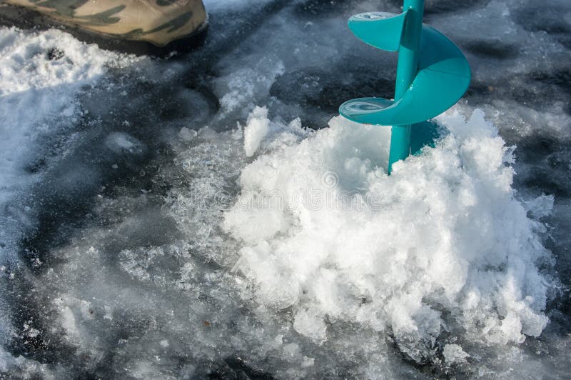 Eisschrauben für die Fischerei stockbilder Eisschrauben für die Fischerei stockbilder