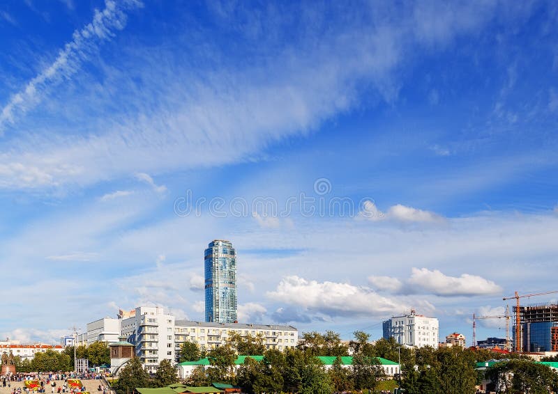 EKATERINBURG RUSSIA - 15,2015 AUGUSTI: celebrazione del giorno di festa della città fotografia stock EKATERINBURG RUSSIA - 15,2015 AUGUSTI: celebrazione del giorno di festa della città fotografia stock