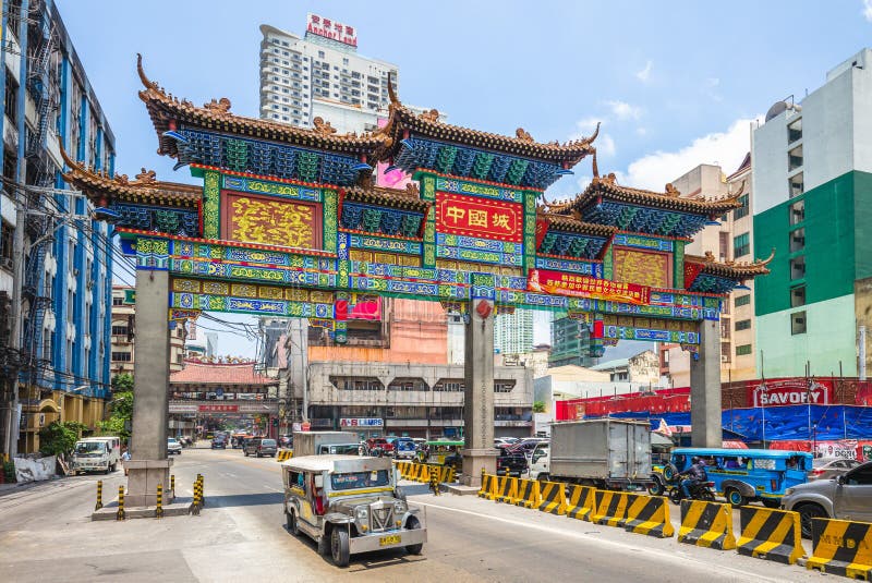 El arco m?s grande de Chinatown del mundo en Manila fotografía de archivo libre de regalías El arco m?s grande de Chinatown del mundo en Manila fotografía de archivo libre de regalías