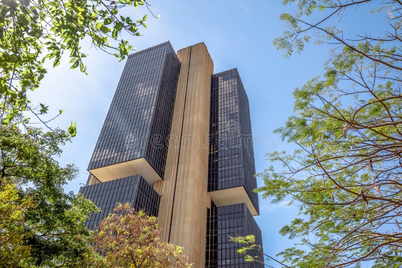 El banco del Brasil central establece jefatura del edificio - Brasilia, Distrito federal, el Brasil fotografía de archivo libre de regalías El banco del Brasil central establece jefatura del edificio - Brasilia, Distrito federal, el Brasil fotografía de archivo libre de regalías