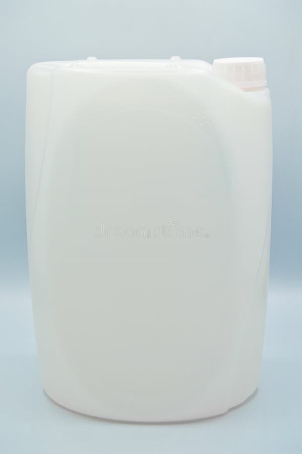 El blanco coloreó la botella detergente plástica Cosm?tico, envase Botellas, sucias imagen de archivo El blanco coloreó la botella detergente plástica Cosm?tico, envase Botellas, sucias imagen de archivo