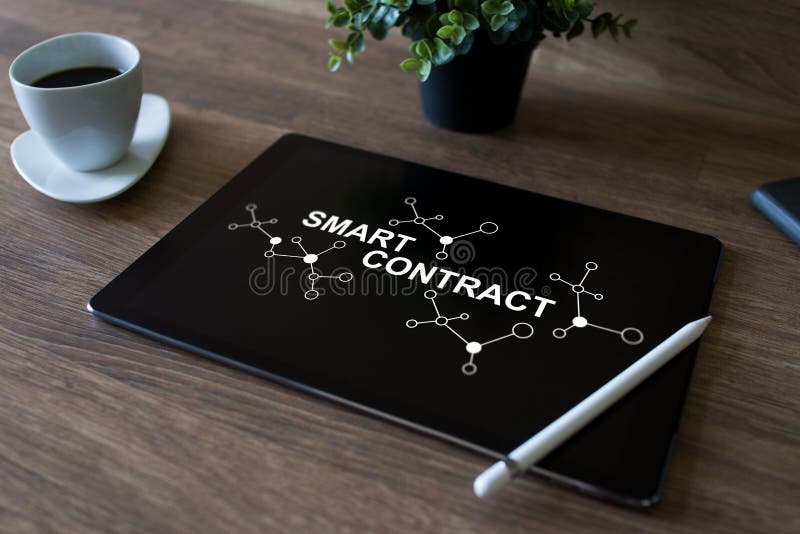 El blockchain elegante del contrato basó concepto de la tecnología en la pantalla Cryptocurrency, Bitcoin y ethereum fotos de archivo libres de regalías El blockchain elegante del contrato basó concepto de la tecnología en la pantalla Cryptocurrency, Bitcoin y ethereum fotos de archivo libres de regalías