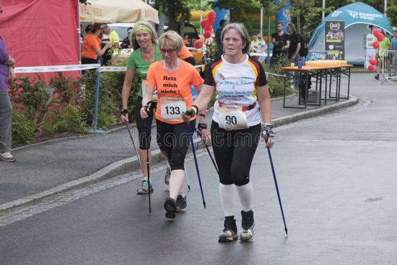 El caminar nórdico fotografía de archivo libre de regalías