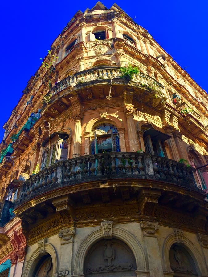 El Capitolio under renovation Havana Cuba royalty free stock images El Capitolio under renovation Havana Cuba royalty free stock images