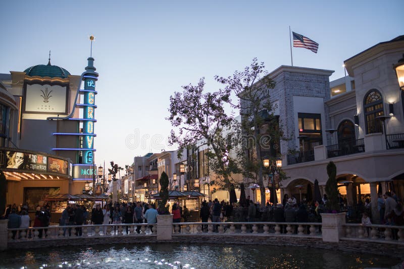 Centro Comercial De Hollywood Imagen de archivo editorial Imagen de
