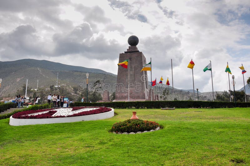 El centro del mundo o de la latitud cero, Ecuador imagen de archivo libre de regalías El centro del mundo o de la latitud cero, Ecuador imagen de archivo libre de regalías