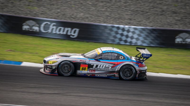 El corsa BMW Z4 de TWS LM del corsa del LM en GT300 compite con en Burirum, Thail fotos de archivo