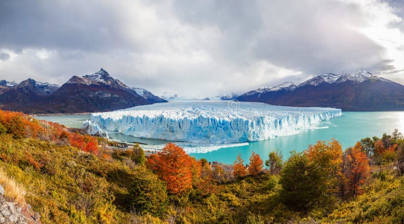 El glaciar de Perito Moreno imagen de archivo libre de regalías El glaciar de Perito Moreno imagen de archivo libre de regalías