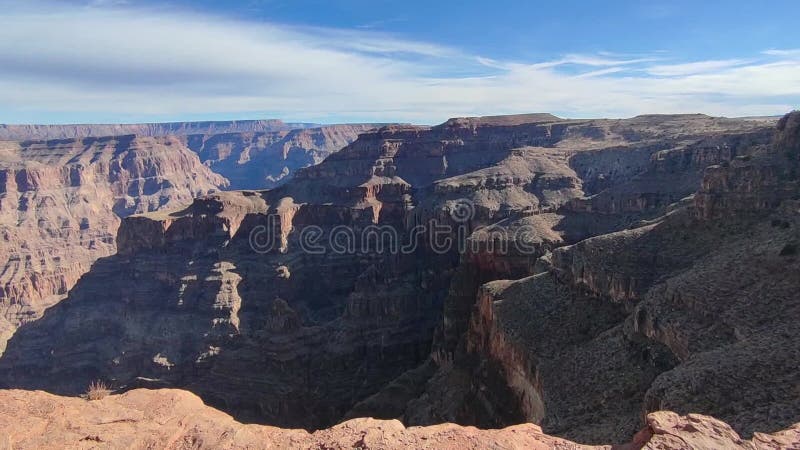 El Guana Point ofrece vistas panorámicas al Gran Cañón almacen de video