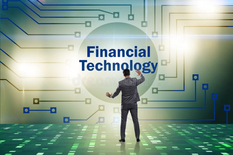 El hombre de negocios que presiona los botones en concepto del fintech foto de archivo El hombre de negocios que presiona los botones en concepto del fintech foto de archivo