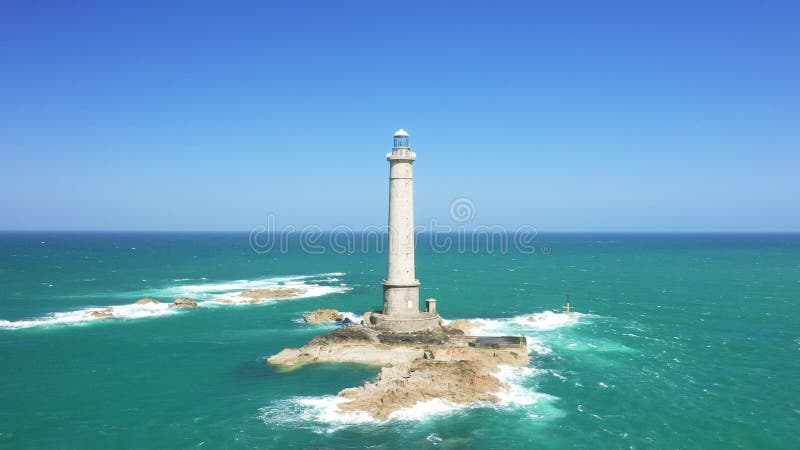 El imponente faro de capucha de la hague