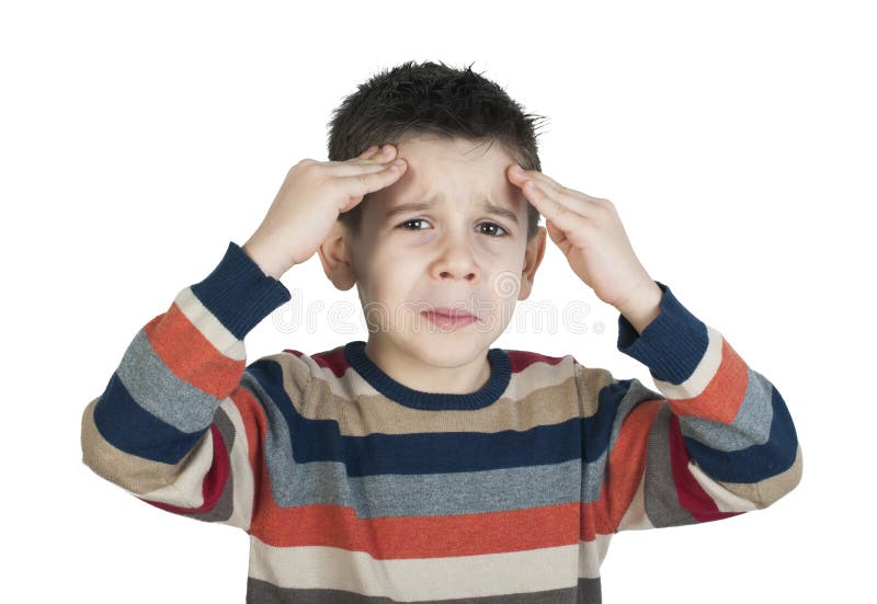 El niño tiene dolor de cabeza imagen de archivo El niño tiene dolor de cabeza imagen de archivo