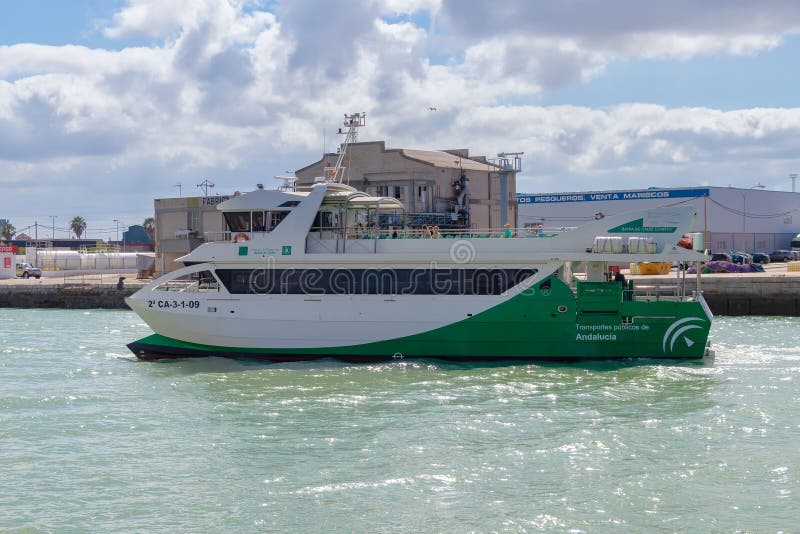 catamaran ferry cadiz