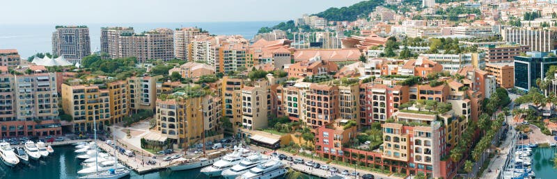 El puerto deportivo en Mónaco fotografía de archivo libre de regalías
