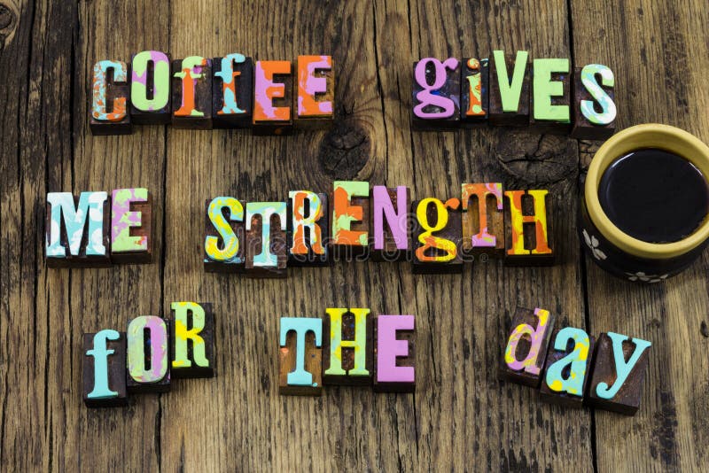 El significado de la rotura de la taza de café disfruta de fuerza del tiempo del día imagen de archivo El significado de la rotura de la taza de café disfruta de fuerza del tiempo del día imagen de archivo