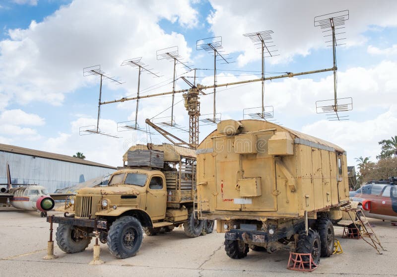 El Sistema Del Radar Del Vintage De P-12 Yenisei (la Cuchara Del ...