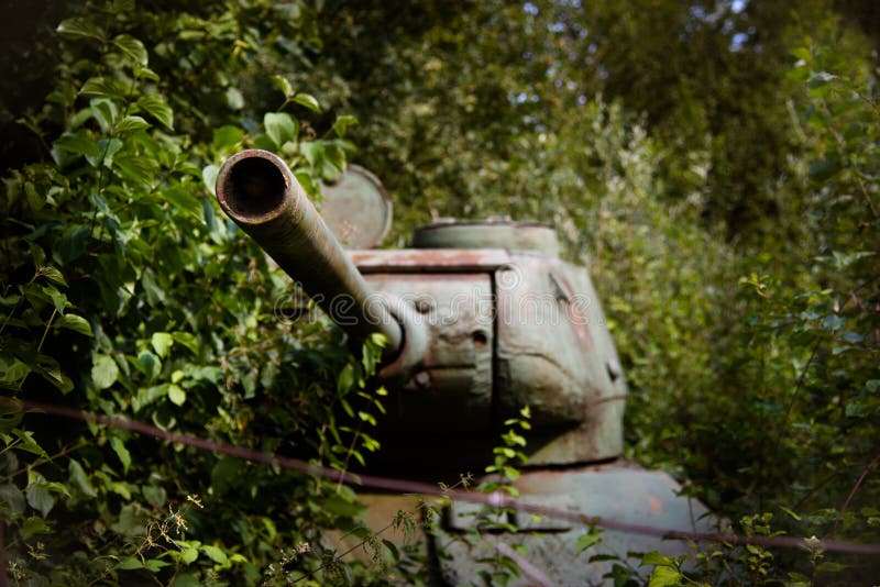 imágenes comunes del El Tanque Viejo Oxidado los derechos de la