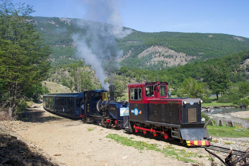 El tren del extremo del mundo fotos de archivo libres de regalías El tren del extremo del mundo fotos de archivo libres de regalías
