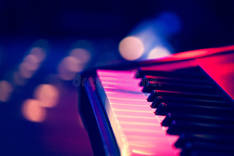 Electric piano on stage stock image. Image of lighting 30640941