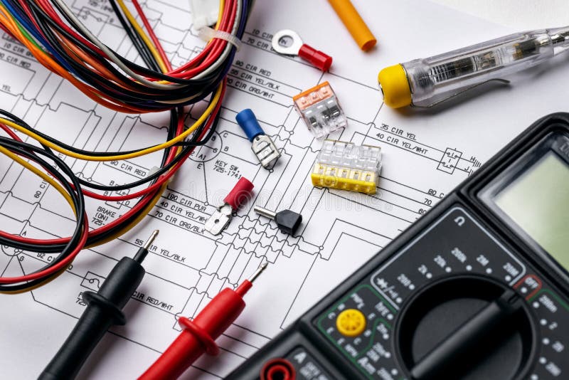 EXTENSION POUR ELECTRICIEN 10 ELEMENTS