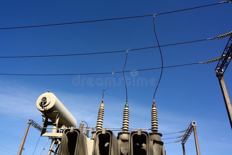 Electricity transformer