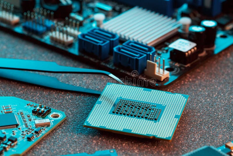 Computer Parts: Shop PC Parts and Build Your Own | Micro Center