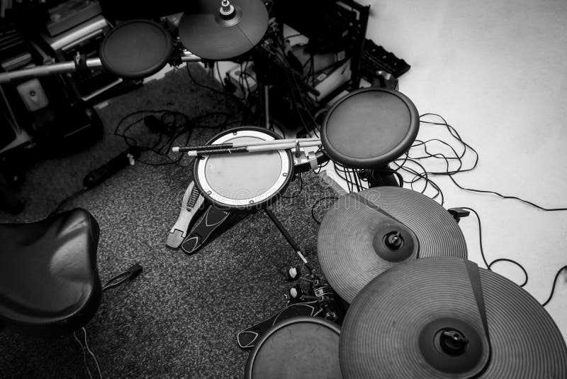 Vector Keyboardist Stock Photos Free & RoyaltyFree Stock Photos from